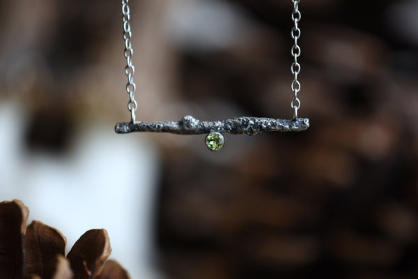 TWIG PERIDOT I - ketting