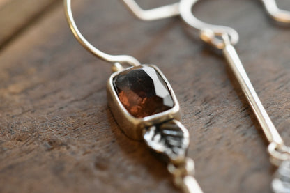 AUTUMN LEAVES TOURMALINE - oorbellen